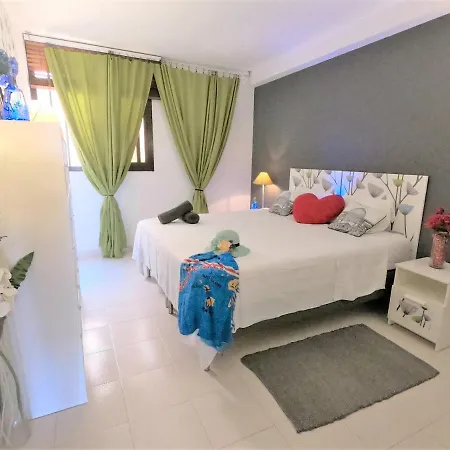 Charming Sunset View Heater Pool Apartament